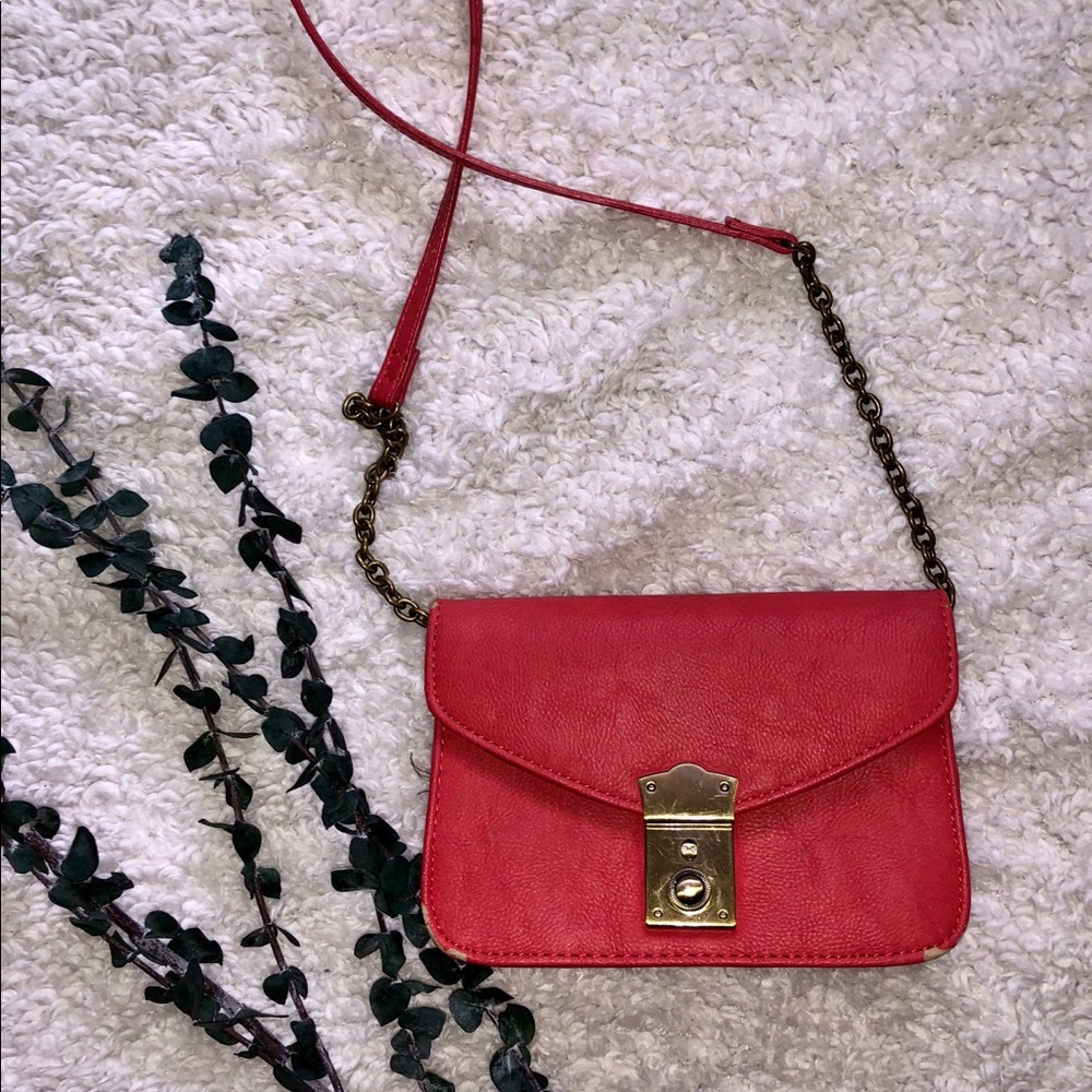American Eagle Off The Shoulder Bag
